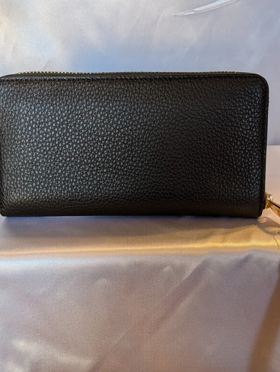 New! Coach Black Pebble Leather Large Zip Around Wallet - Picture 2 of 6